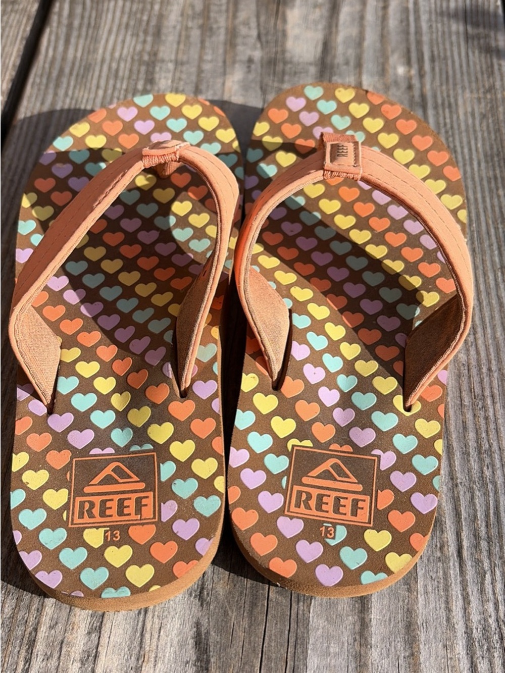 Reef Kids Brown Heart-Print Flip Flops with Coral Straps